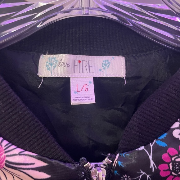 Flower Jacket - Picture 2 of 3